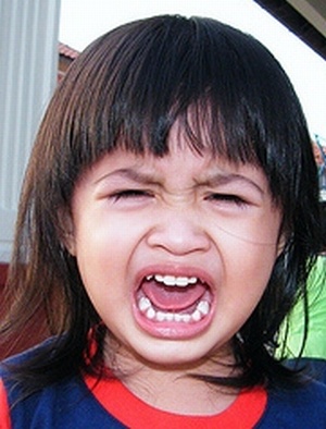 CryingGirl How do I leave my first time schooler in the classroom?