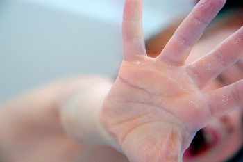 How to get kids to listen and follow Child's hand